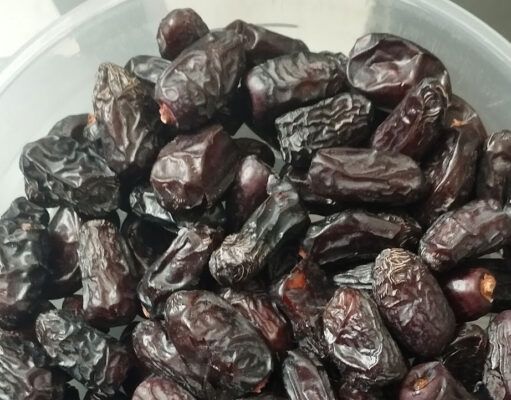 কালমি মরিয়ম খেজুরের স্বাস্থ্য উপকারিতা: জানুন ১০টি বৈজ্ঞানিক উপকার কালমি মরিয়ম খেজুরের স্বাস্থ্য উপকারিতা