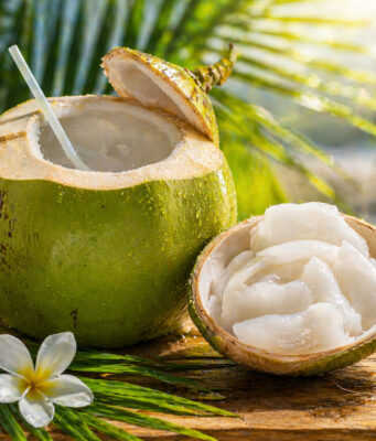 ডাবের পানি আর ডাবের শাঁস: এক নারকেল-হৃদয়ের নিঃশব্দ প্রেম ডাবের পানি আর ডাবের শাঁস